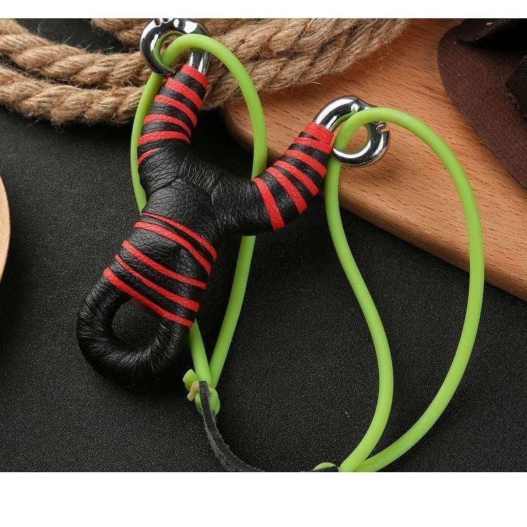 Slingshot + 5 band + 200 steel beads + 200 mashballs